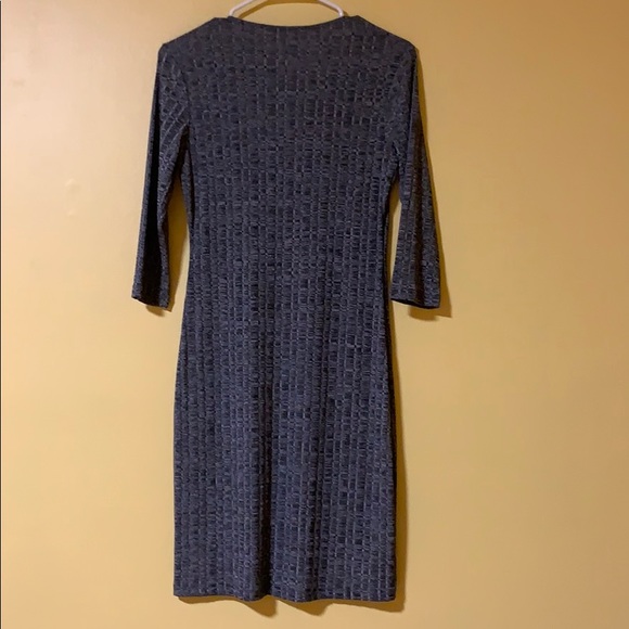 Grey tight fitted dress - Picture 2 of 3